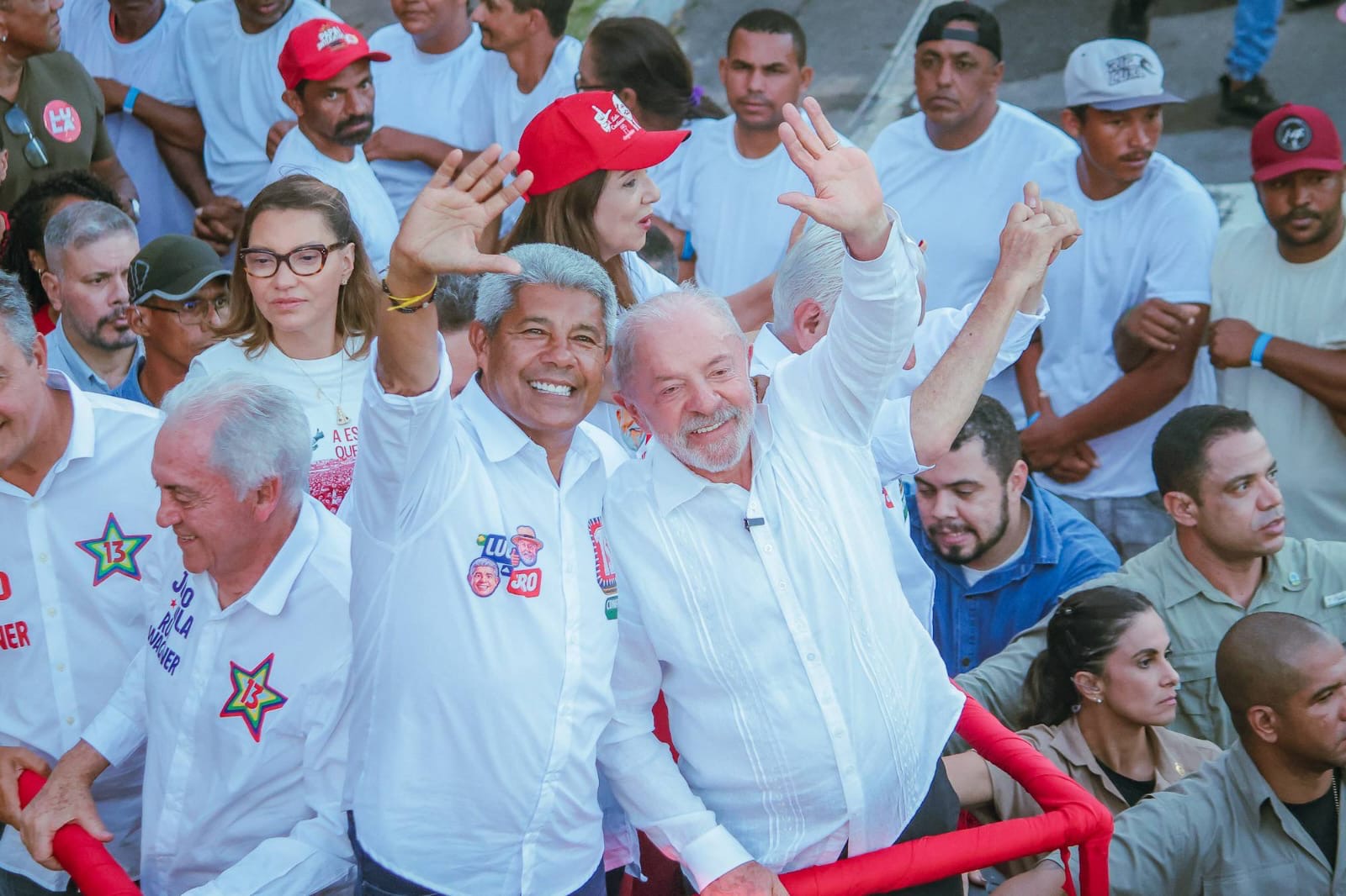 Jerônimo Rodrigues enterra estratégia de adversário em Salvador: “Não existe Lula-Neto”