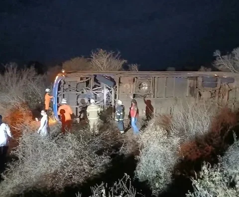 Imagem do post Tragédia na Chapada Diamantina: acidente com ônibus deixa sete mortos e 13 feridos