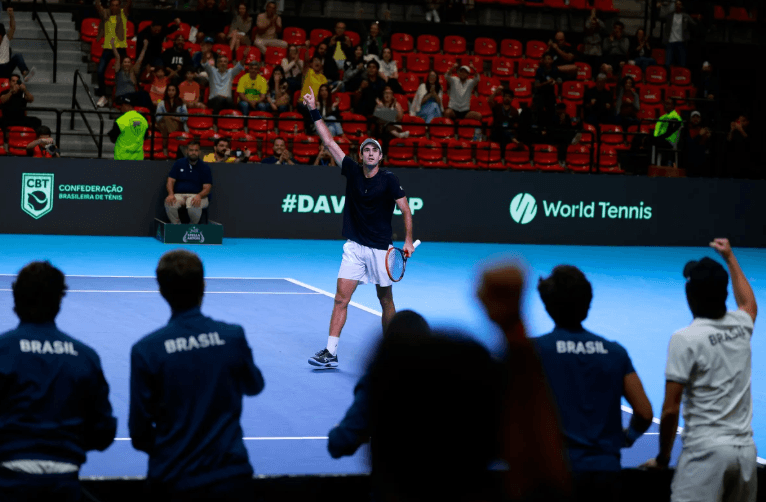 Gustavo Heide derruba Wawrinka de virada e Brasil abre 2 a 0 na Copa Davis