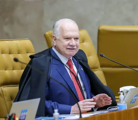 Imagem do post STF cancela sessão em meio a impasse sobre afastamento de diretores da PF