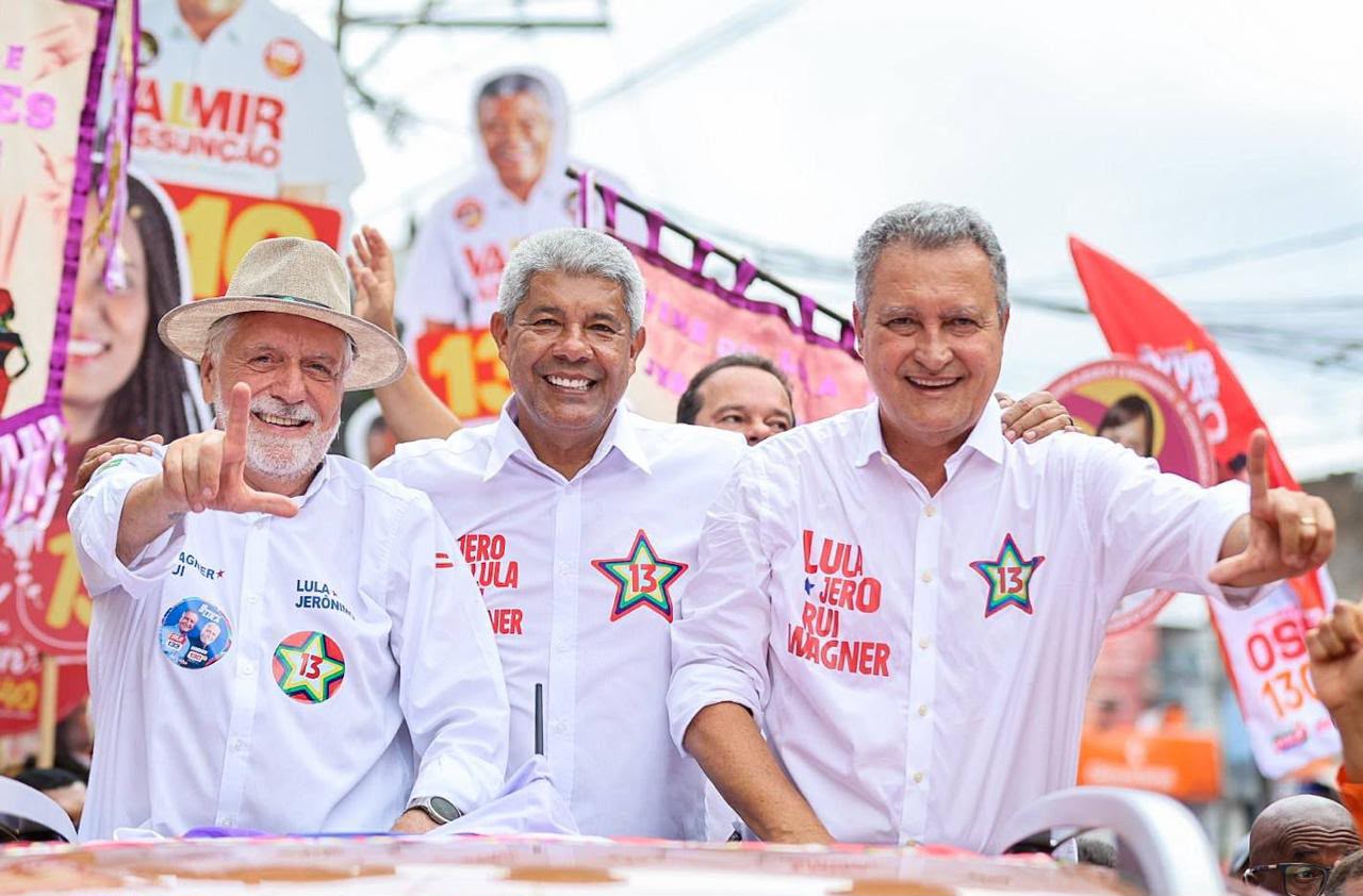 Jerônimo comanda carreata em reduto da oposição e crava vitória no primeiro turno: “Na Bahia e no Brasil”