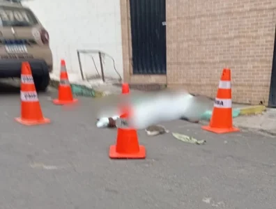 Imagem do post Pero Vaz: Homem é brutalmente assassinado a tiros no meio da rua