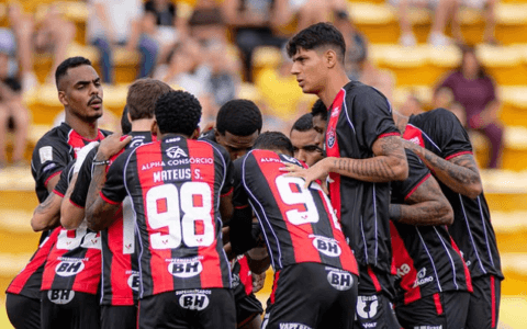 Imagem do post Vitória fica no quase: abre 2 a 0 e sofre empate dramático no Brasileirão