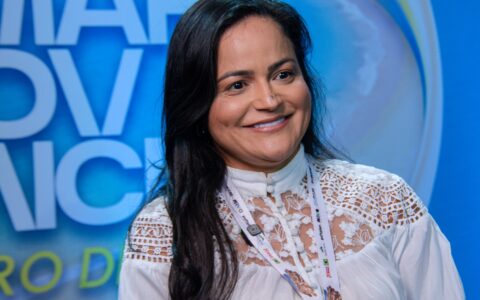 Imagem do post “Estamos colocando Lauro de Freitas no caminho da transformação digital”, diz Débora Régis em evento sobre inovação