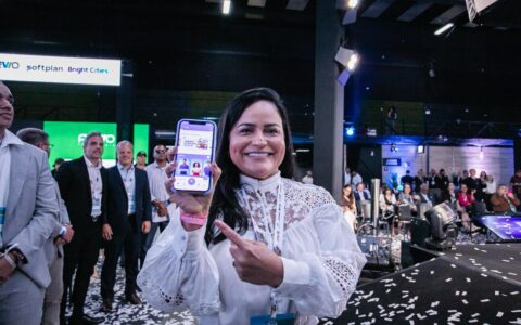 Imagem do post Débora Régis lança aplicativo para acesso a serviços da Prefeitura de Lauro