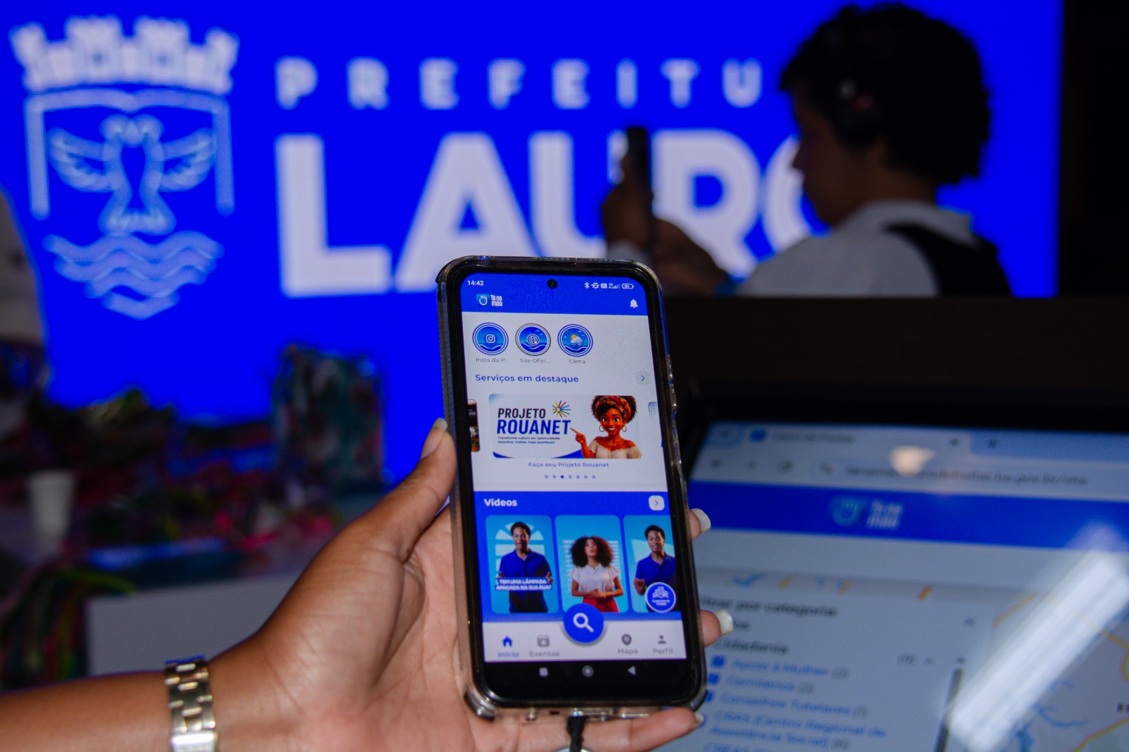 Estande da Prefeitura de Lauro de Freitas no SMART GOV ANCITI destaca inovação, turismo e identidade do município
