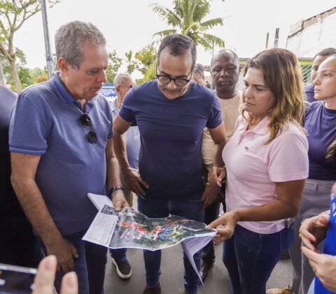 Imagem do post Bruno Reis entrega pavimentação de 21 ruas em Valéria