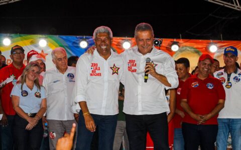 Imagem do post Jerônimo mira voto evangélico e apresenta 13 compromissos para a Bahia; confira propostas