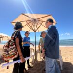 Estudantes da UFBA fazem diagnóstico de campo em praias de Lauro de Freitas