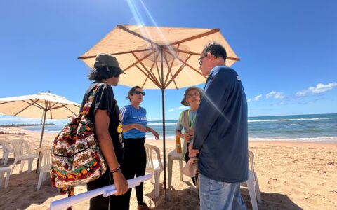Imagem do post Estudantes da UFBA fazem diagnóstico de campo em praias de Lauro de Freitas