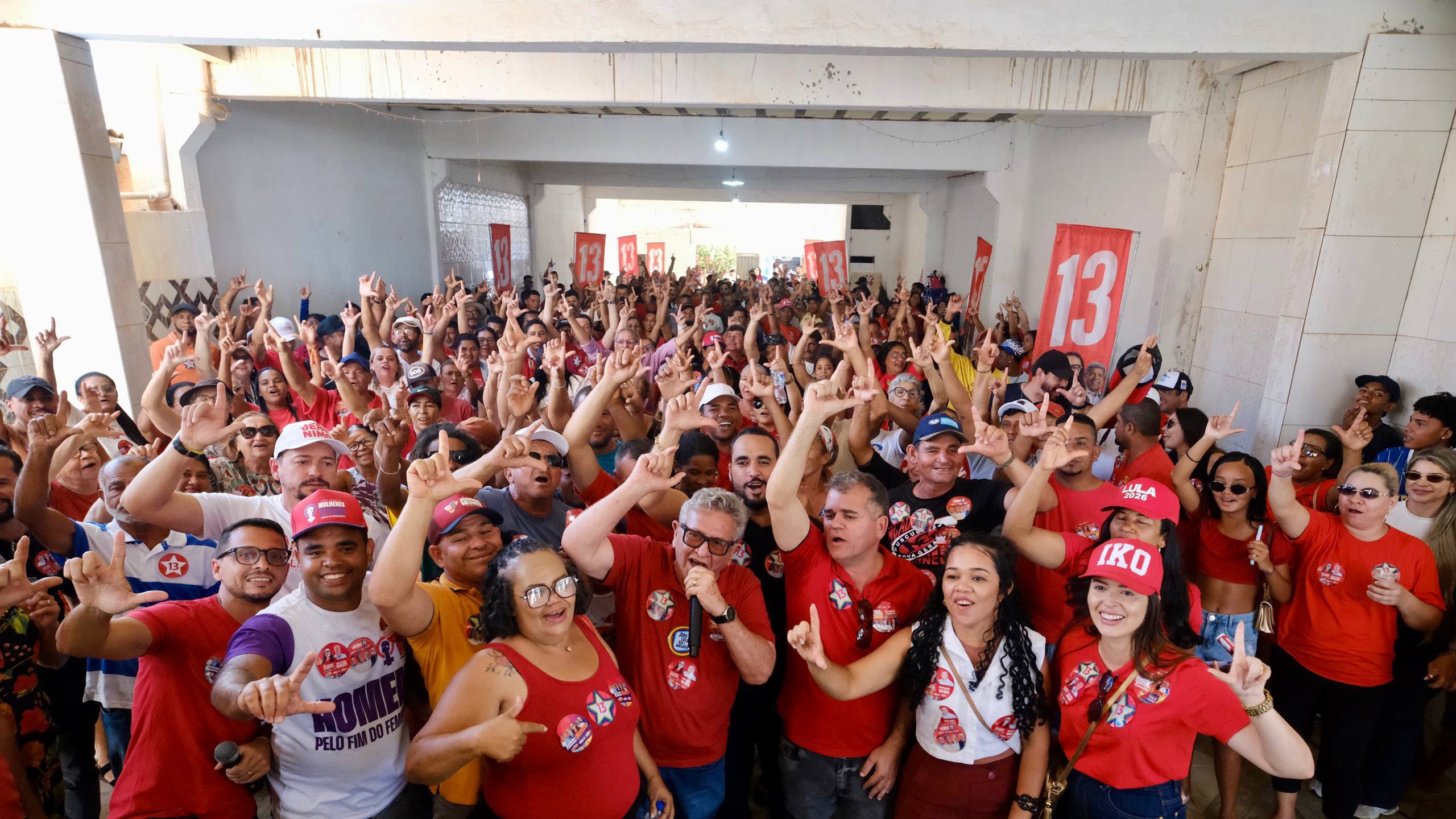 Caetano intensifica campanha para Jeronimo e faz chamado a prefeitos na Bahia