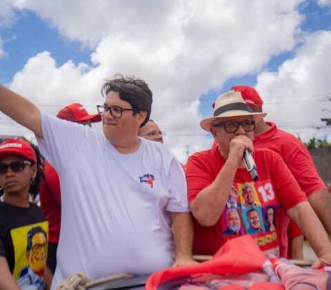 Imagem do post “Ela é a voz de Camaçari no Congresso”, diz Luiz Caetano sobre Ivoneide em carreata