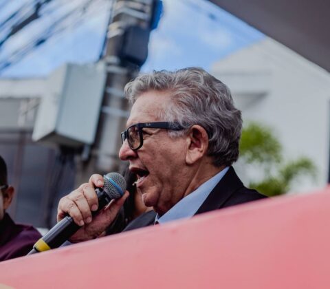 Imagem do post “Aqui comemoramos toda a nossa tradição”, afirma Luiz Caetano durante o desfile de 268 anos de Camaçari