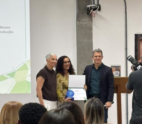 Imagem do post Fisioterapeuta de hospital em Salvador recebe prêmio de Pesquisadora do Ano