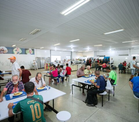 Imagem do post Restaurante Popular de Lauro de Freitas completa 18 anos com cardápio especial