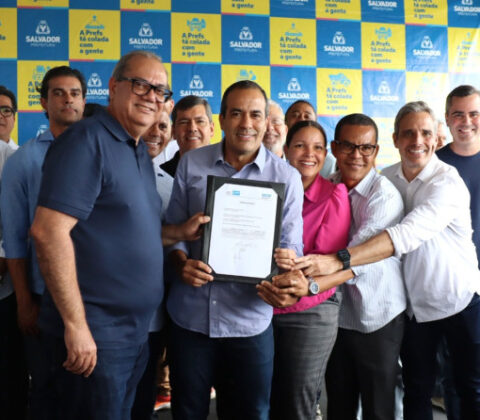 Imagem do post Carlos Muniz detalha funcionamento da Câmara durante restauração do Paço Municipal