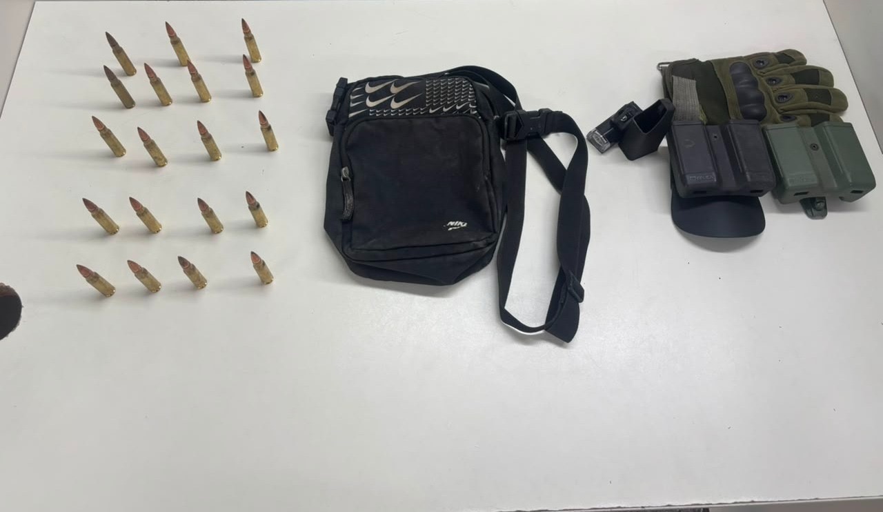 PM prende homem com munições restritas em Simões Filho