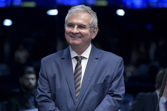 Angelo Coronel defende fim de audiência de custódia para reincidentes