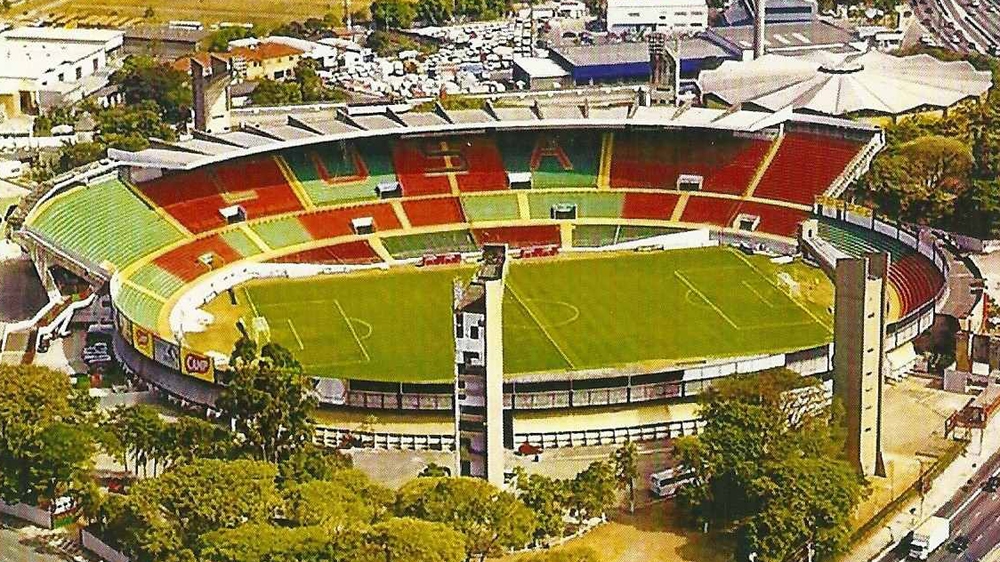 Clube com SAF de R$ 1,2 bilhão avança para adquirir parte do Canindé