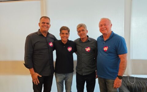 Imagem do post Prefeito de Piatã deixa base de Jerônimo e anuncia apoio a ACM Neto