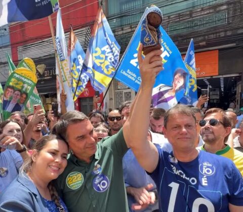 Imagem do post Fux derruba decisão de Dino e manda plataformas retomarem ordem sobre posts de Aparecida