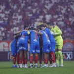 Bahia desaba no segundo tempo, perde para o Flamengo e cai na tabela