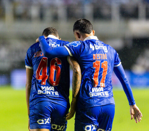 Imagem do post Com Neymar expulso, Bahia leva gol no fim e tropeça diante do Santos