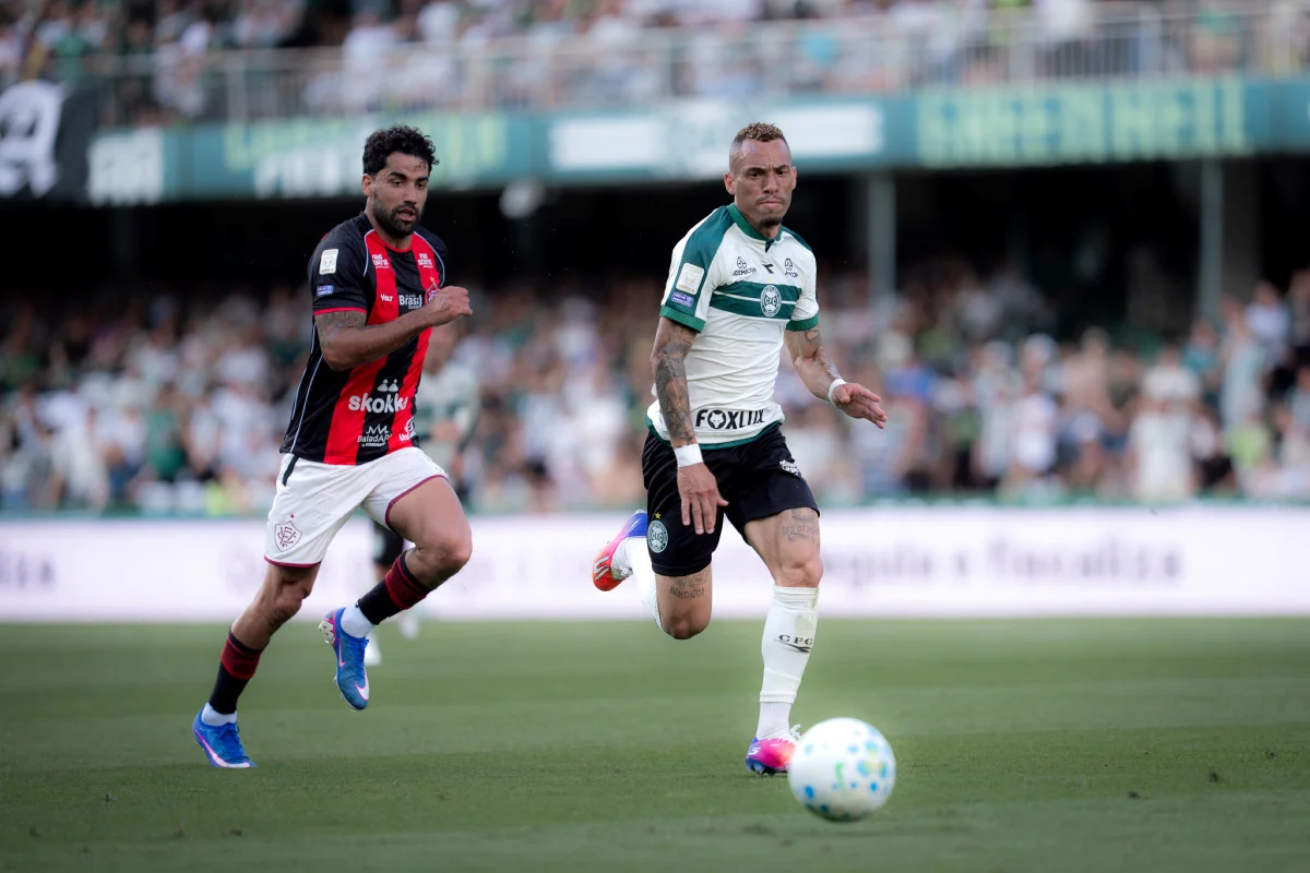 Sinal de alerta! Vitória perde mais uma e vê Z-4 se aproximar no Brasileirão