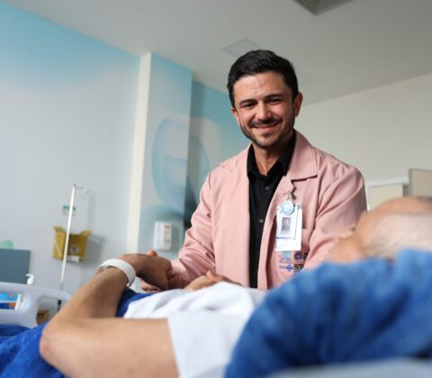 Imagem do post Dia Mundial dos Cuidados Paliativos: Especialista destaca dignidade no Hospital Mont Serrat