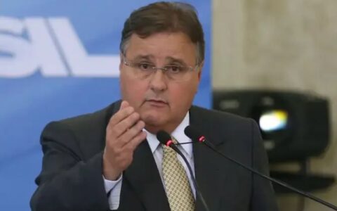 Imagem do post Geddel questiona Neto por apoiar Flávio Bolsonaro em nome da Bahia: “Perdeu uma eleição por um milhão de votos”