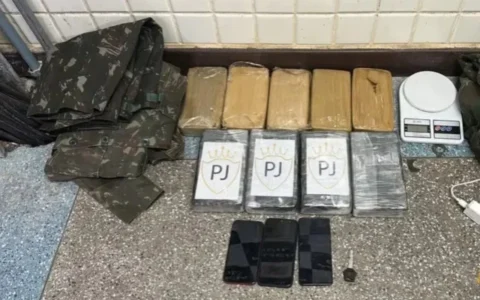 Imagem do post Narandiba: Rondesp apreende drogas do CV após bandidos fugirem