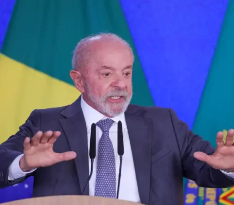 Imagem do post Lula formaliza no TSE desafio para abertura de sigilos de Flávio Bolsonaro