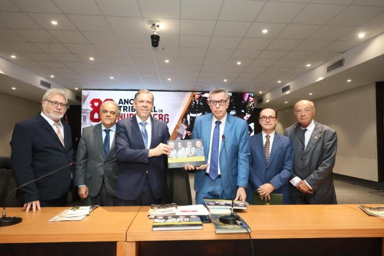 80 anos de Nuremberg: sobrevivente do Holocausto participa de evento do TJBA