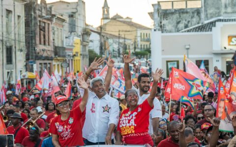 Imagem do post “A Bahia pode avançar ainda mais”, diz Jerônimo Rodrigues em caminhadas no Recôncavo