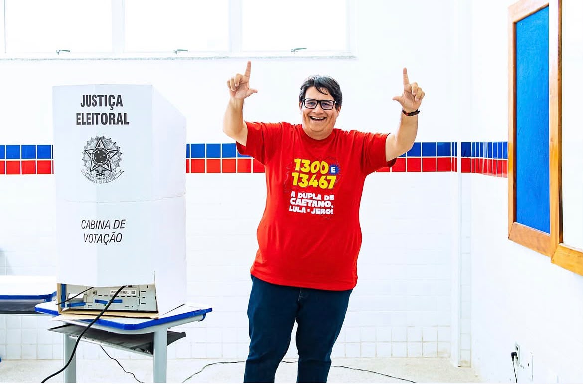Tagner bate recorde e abre mais de 17 mil votos sobre Elinaldo em Camaçari