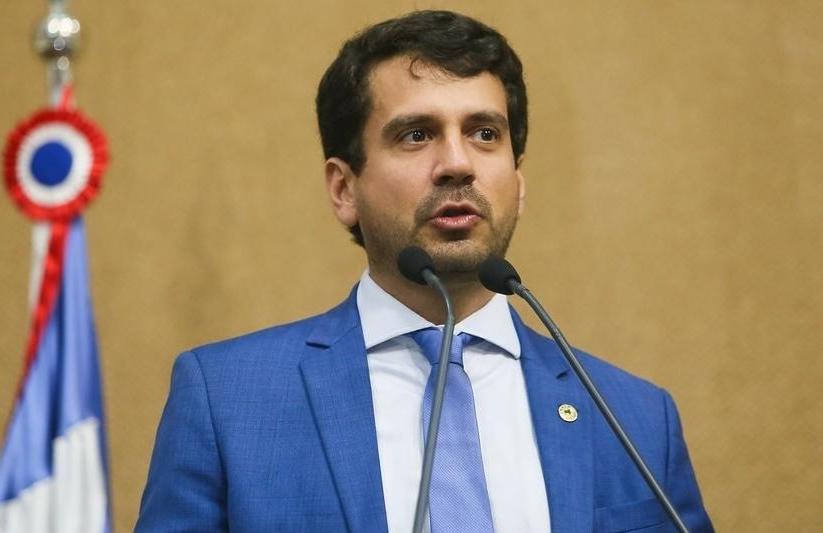 Após mandato na Alba, Manuel Rocha conquista vaga na Câmara Federal