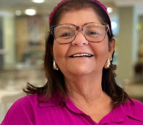 Imagem do post Aos 68 anos e com meio século de sala de aula, professora transforma vidas ao alfabetizar adultos na Bahia