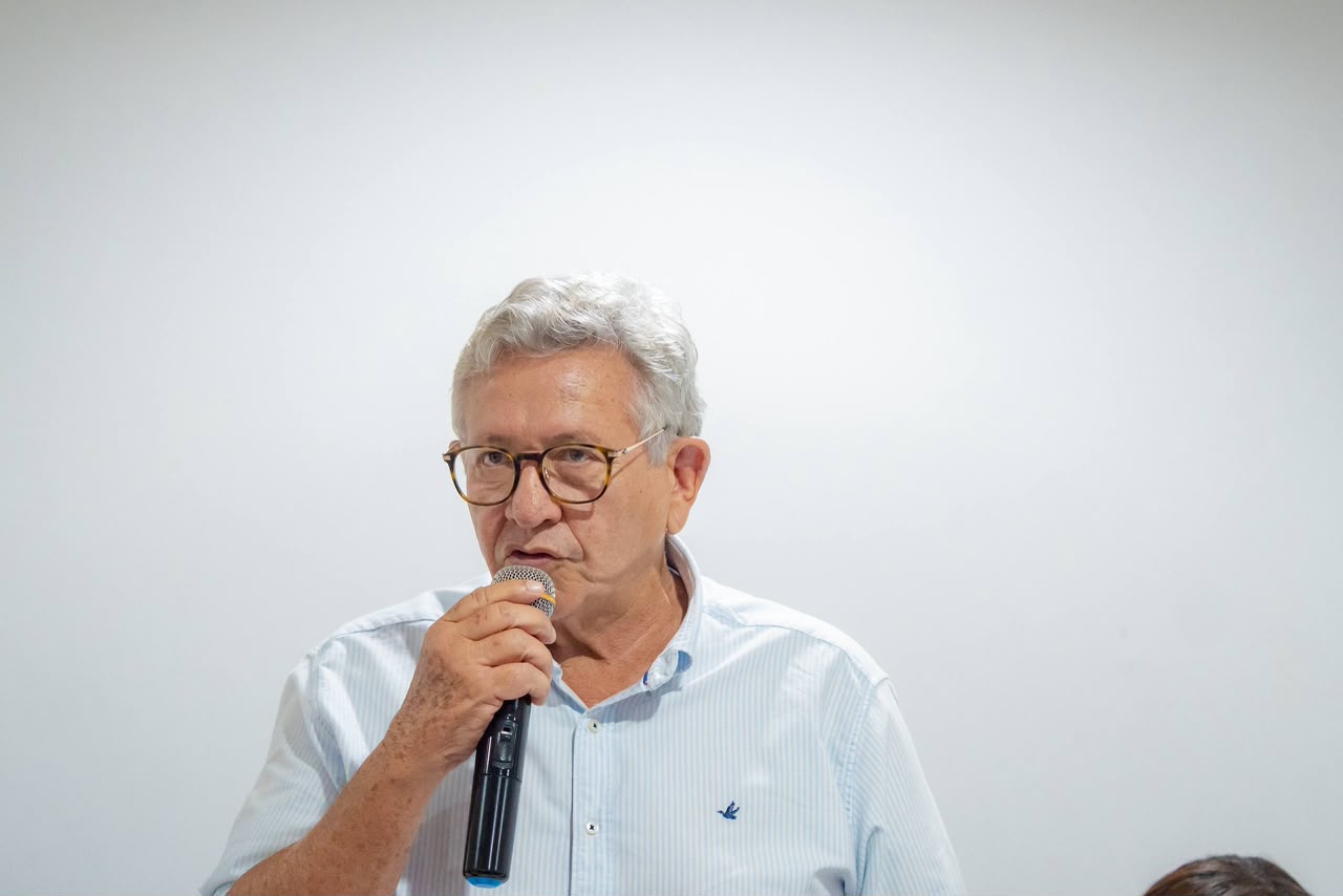 “A máscara dele caiu”: Caetano reage a apoio de ACM Neto a Flávio Bolsonaro e faz convocação em Camaçari