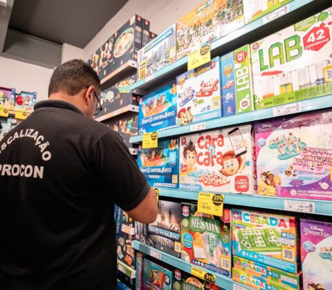 Imagem do post Procon fiscaliza lojas de brinquedos de Lauro de Freitas antes do Dia das Crianças