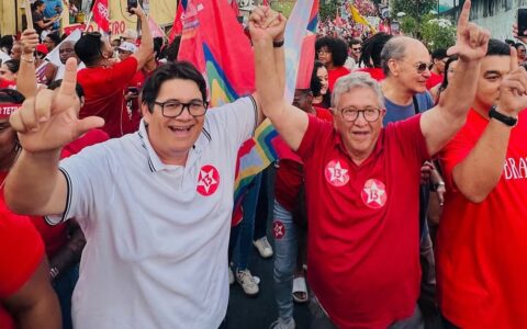 Imagem do post Tagner participa de caminhada pró-Lula ao lado de Caetano, Jerônimo, Rui e Wagner