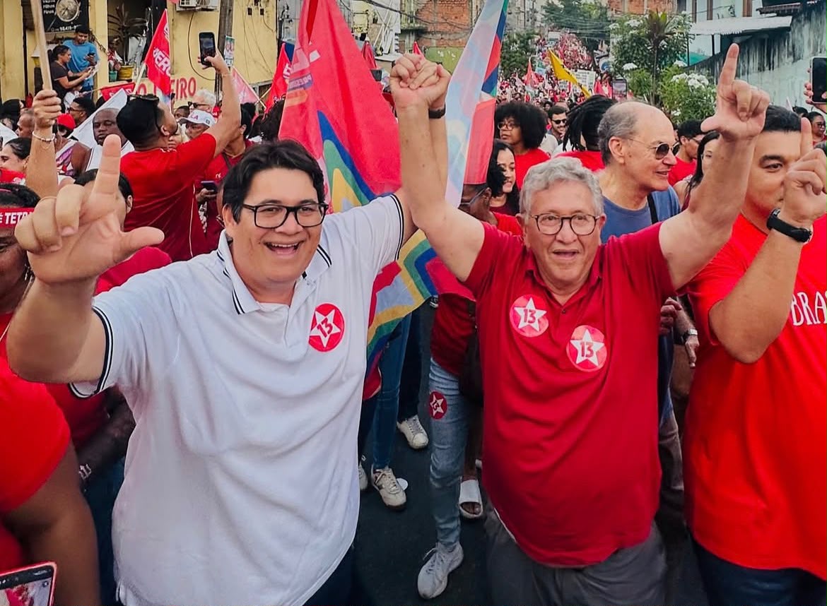 Tagner participa de caminhada pró-Lula ao lado de Caetano, Jerônimo, Rui e Wagner