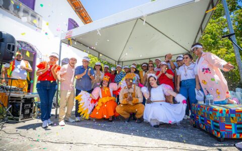 Imagem do post “Essa é a escola viva”, diz Caetano durante festa que reuniu 534 crianças da zona rural em Camaçari