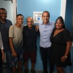 Prefeitura entrega 100 casas reformadas e arena de grama sintética no Arraial do Retiro