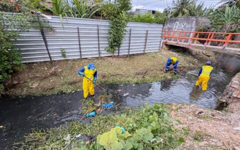 Imagem do post Prefeitura realiza limpeza de canal ligado ao Rio Goró, na Itinga