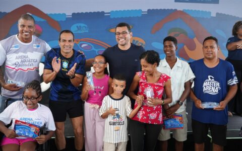 Imagem do post Prefeitura de Salvador entrega kits gratuitos e amplia acesso à natação