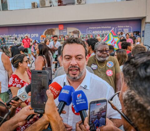 Imagem do post Lucas Reis critica Flávio Bolsonaro após confronto com Lula em debate na TV