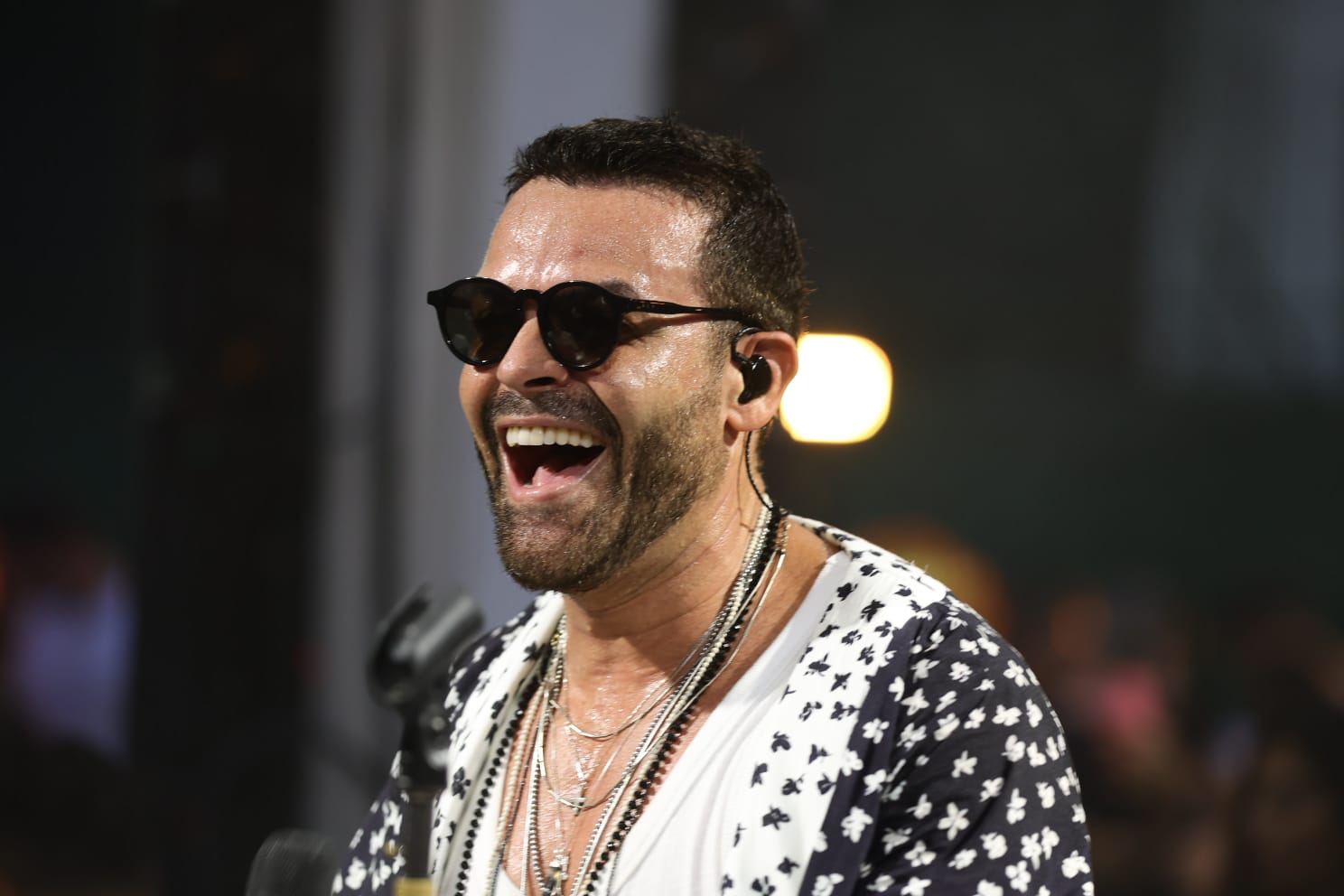Alexandre Peixe divide o sábado entre o Axézin Alphaville e show em Praia do Forte