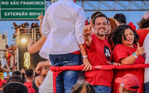 Imagem do post “Vai salvar o Brasil”: Lucas Reis destaca multidão com Lula entre Juazeiro e Petrolina