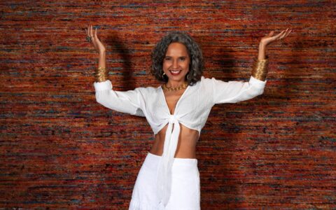 Imagem do post Carla Visi celebra a força feminina do Axé no Réveillon AYÓ