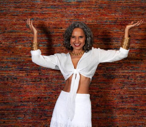 Imagem do post Carla Visi celebra a força feminina do Axé no Réveillon AYÓ